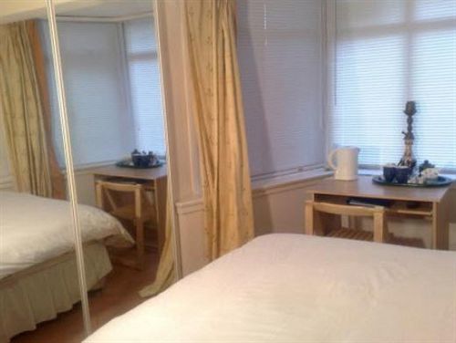 Achill Guest House Solihull Zewnętrze zdjęcie